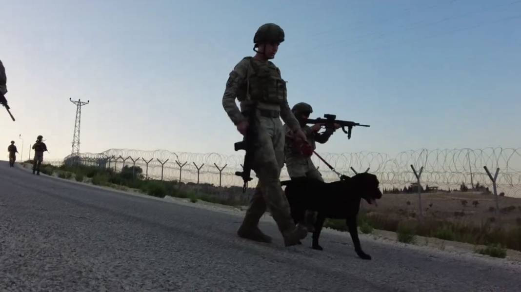 FETÖ ve PKK üyesi 7 kişi sınırda yakalandı - Resim: 20